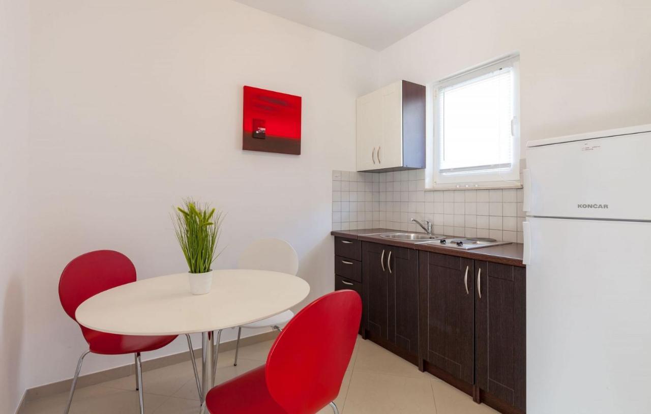 Apartments With A Parking Space Stanici, Omis - 17894 Exterior photo