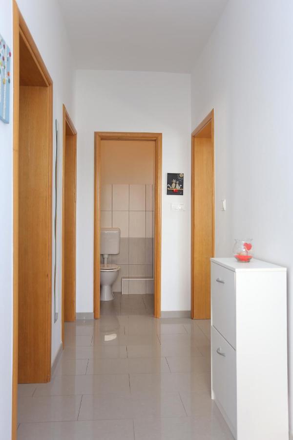 Apartments With A Parking Space Stanici, Omis - 17894 Exterior photo